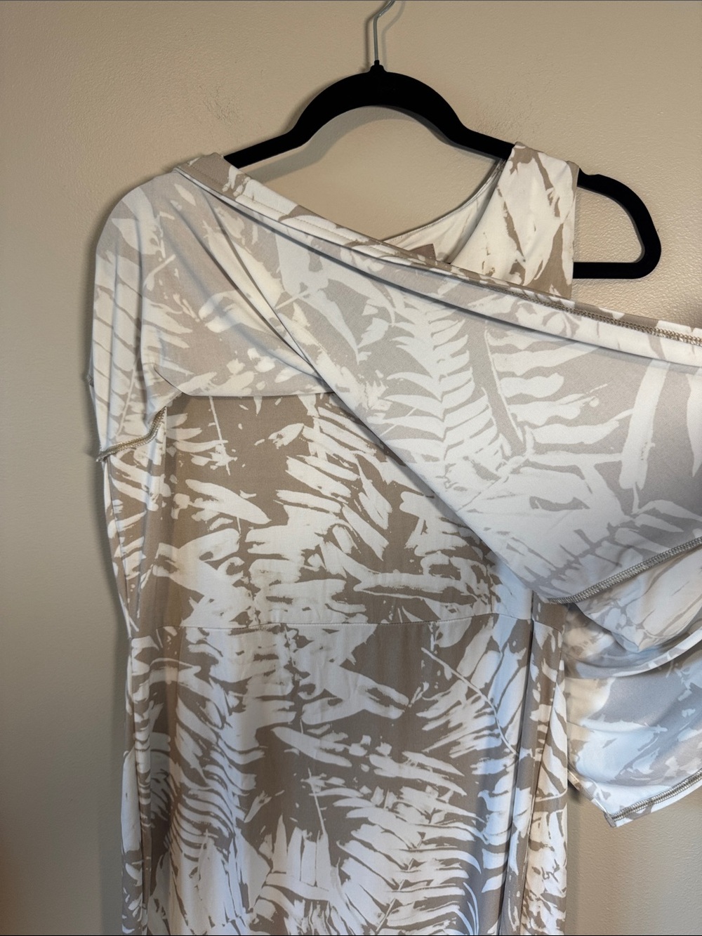 Chico’s Olivia Tonal Palms Maxi Dress - Picture 4 of 8